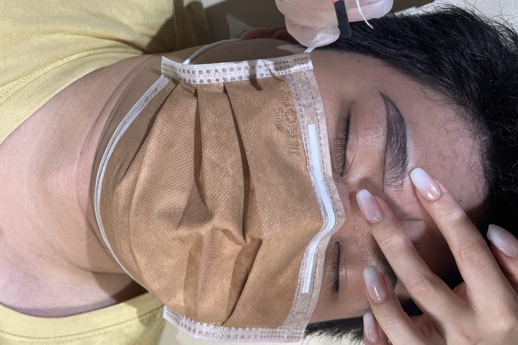 台南草光掏耳紋繡生活美學 手工霧眉